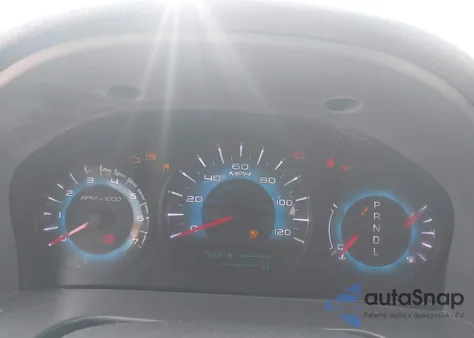 2011 Ford Fusion S z USA, uszkodzony, nr VIN 3FAHP0GAXBR268804